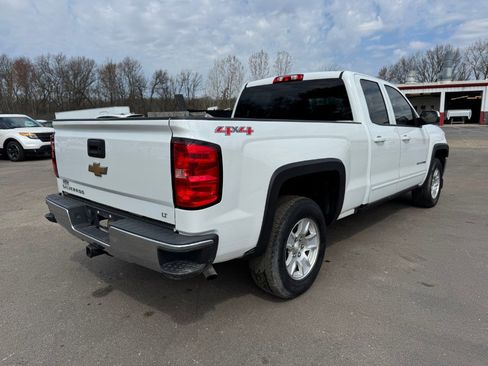 Used 2017 Chevrolet Silverado 1500 LT w/ Trailering Package AWD/4WD image 5