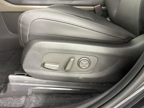 New 2026 Kia Carnival LXS image 13