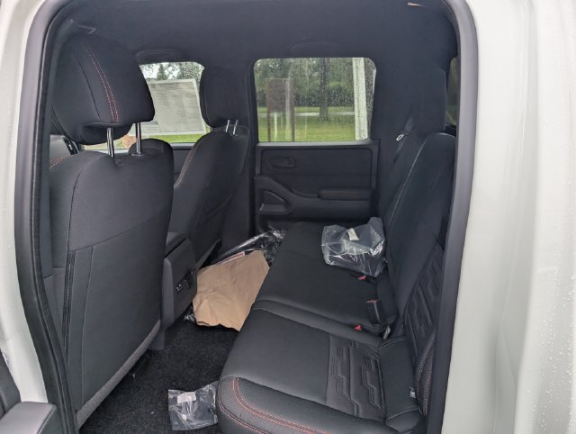 New 2026 Nissan Frontier PRO-4X w/ Pro-4x Convenience Package AWD/4WD image 11