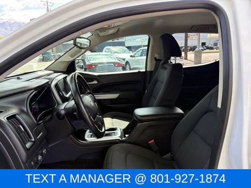 Used 2018 Chevrolet Colorado LT w/ LT Convenience Package AWD/4WD image 11