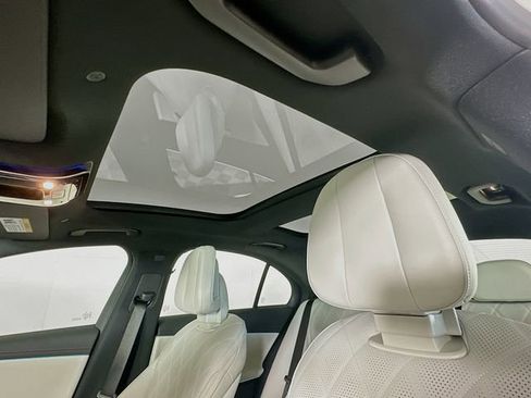 Certified 2026 Mercedes-Benz E 450 4MATIC Sedan image 22