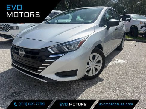 Used 2024 Nissan Versa S w/ Trunk Package FWD image 1