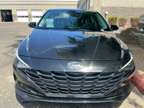 Used 2023 Hyundai Elantra SEL FWD image 21
