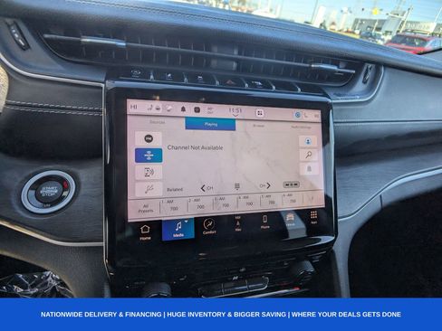 Used 2023 Jeep Grand Cherokee Limited image 23