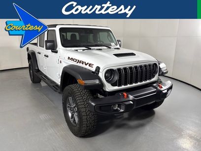 Used 2025 Jeep Gladiator Mojave w/ Safety Group