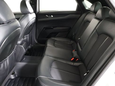 Used 2023 Kia K5 GT-Line image 35