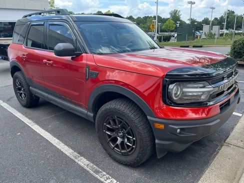 Used 2024 Ford Bronco Sport Outer Banks w/ Tech Package AWD/4WD image 2