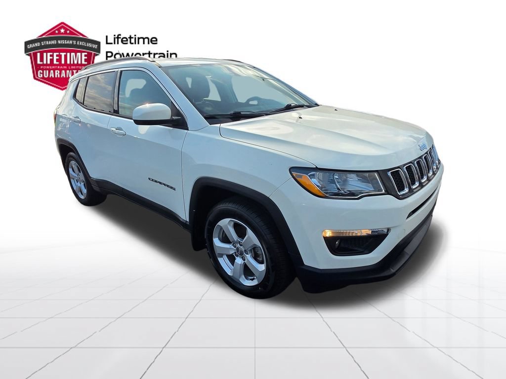 Used 2018 Jeep Compass Latitude FWD image 5