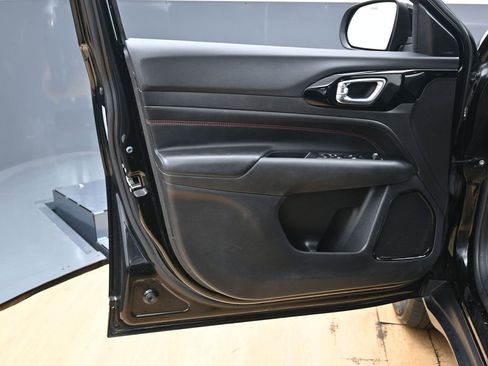 Used 2022 Jeep Compass Trailhawk image 48