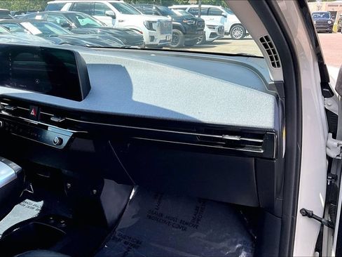 Used 2024 Kia EV6 Light RWD image 28