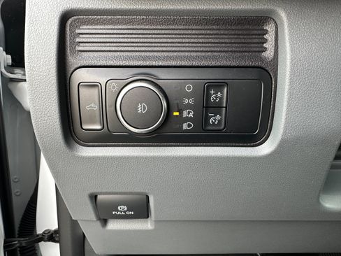 Certified 2024 Ford F250 XLT AWD/4WD image 13