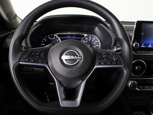 Certified 2025 Nissan Sentra SV FWD image 10
