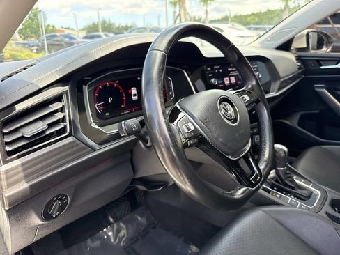 Used 2019 Volkswagen Jetta SEL FWD image 24
