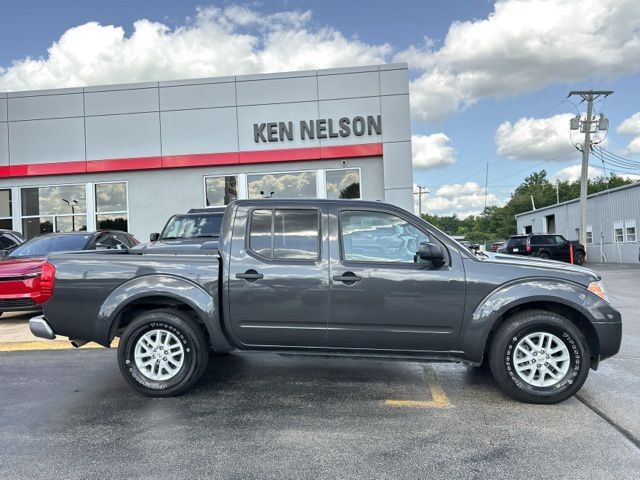 Used 2015 Nissan Frontier SV w/ SV Value Truck Package RWD image 11
