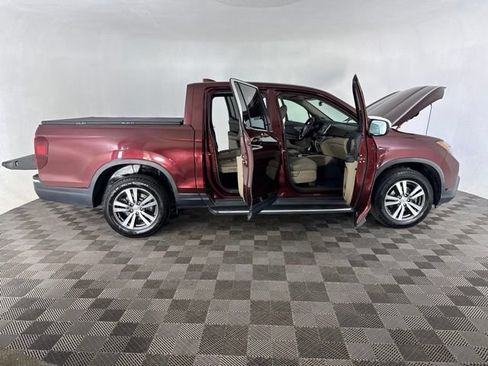 Used 2017 Honda Ridgeline RTS image 17