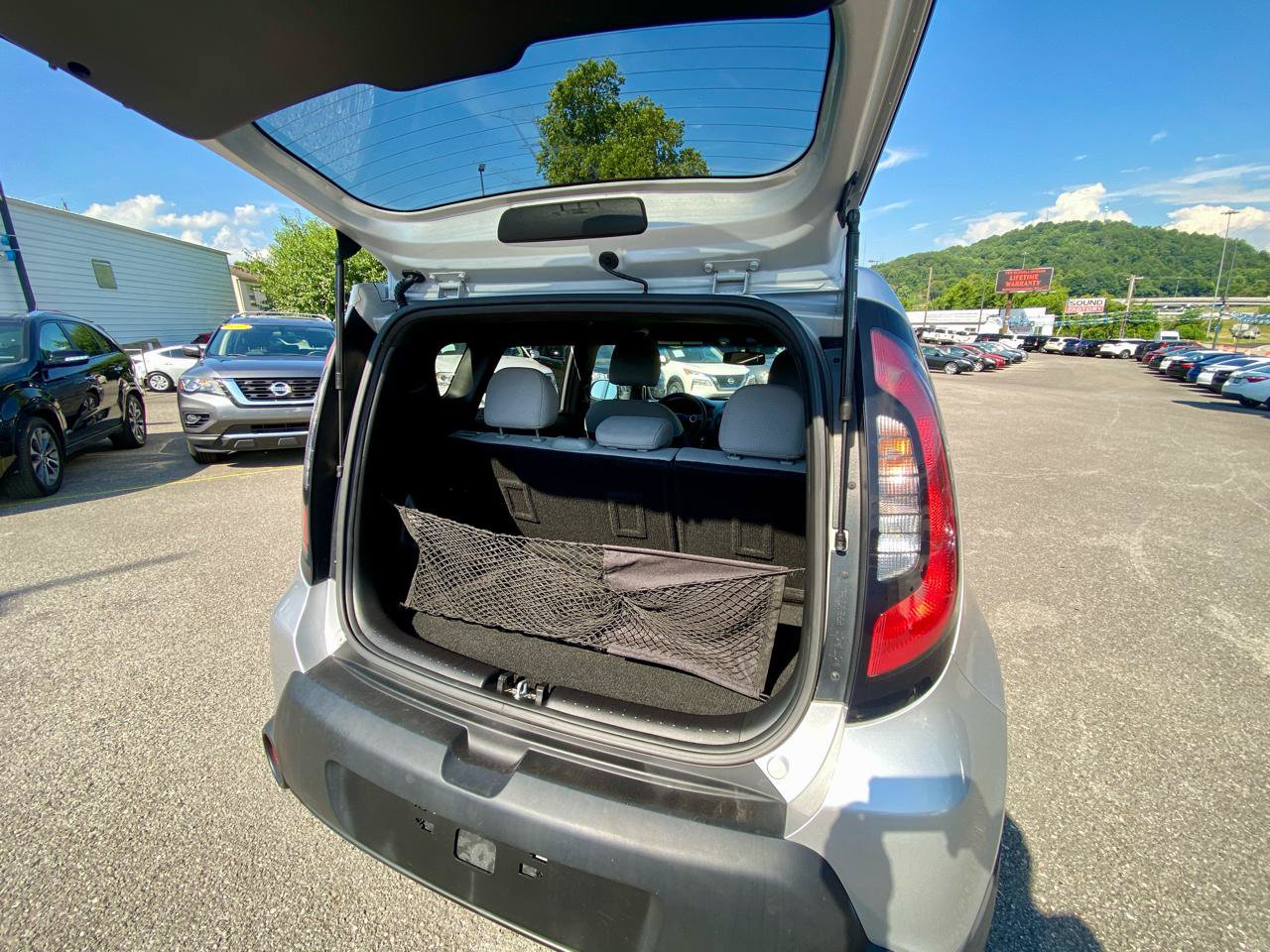 Used 2015 Kia Soul FWD image 12