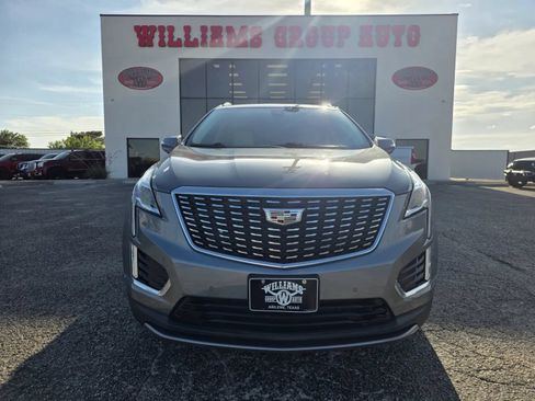 Used 2021 Cadillac XT5 Premium Luxury w/ LPO, Floor Liner Package FWD image 2