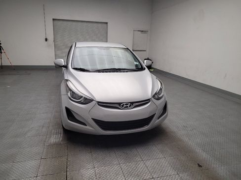 Used 2016 Hyundai Elantra SE FWD image 14