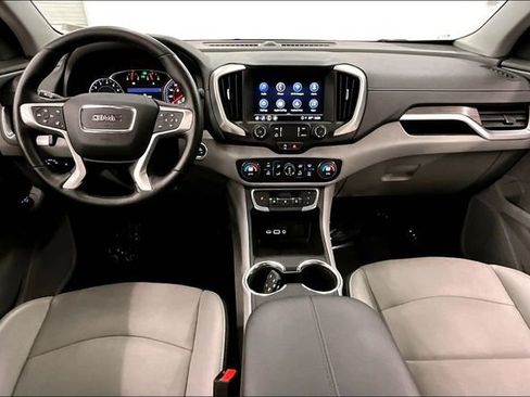 Used 2024 GMC Terrain SLT AWD/4WD image 19