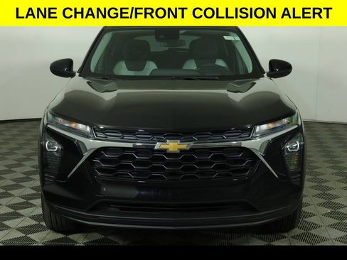 New 2026 Chevrolet Trax LS w/ LS Convenience Package FWD image 6