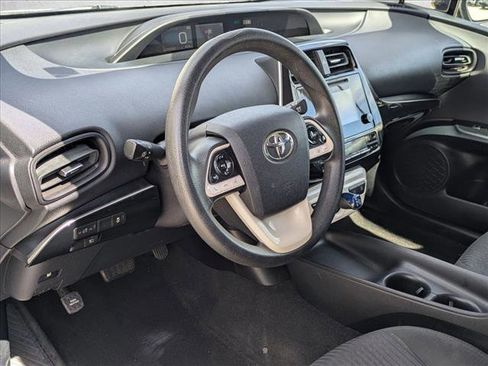 Used 2017 Toyota Prius Two w/ Carpet Mat Package image 10