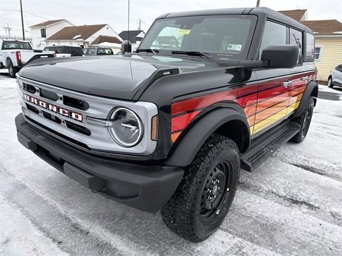 New 2025 Ford Bronco Big Bend w/ Free Wheeling Package image 9