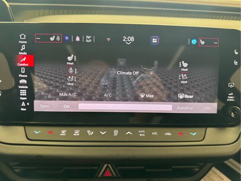 Used 2024 Dodge Charger Scat Pack w/ Plus Group AWD/4WD image 26
