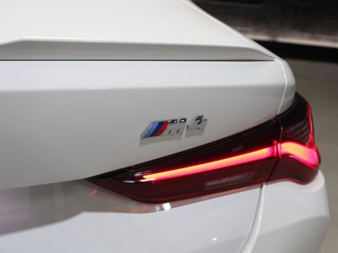 Used 2023 BMW M4 Coupe RWD image 17