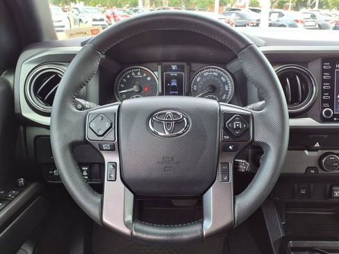 Used 2022 Toyota Tacoma TRD Sport RWD image 30