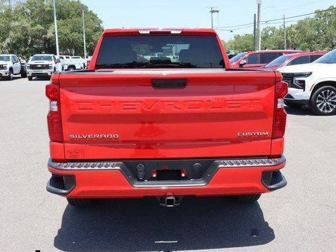 New 2025 Chevrolet Silverado 1500 Custom image 6