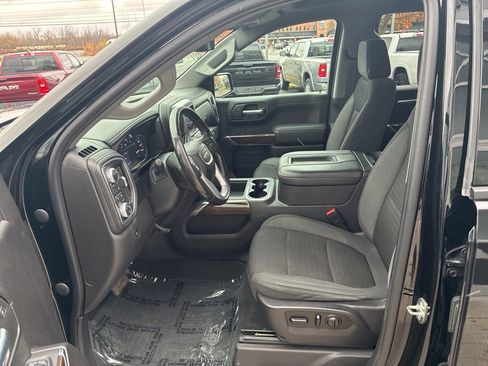 Used 2021 GMC Sierra 1500 Elevation w/ Preferred Package image 17