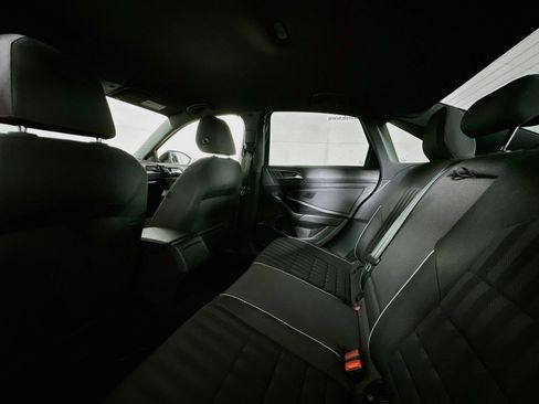 Used 2019 Volkswagen Jetta GLI FWD image 24