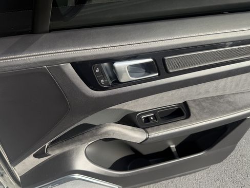 Certified 2023 Porsche Cayenne Turbo GT AWD/4WD image 30