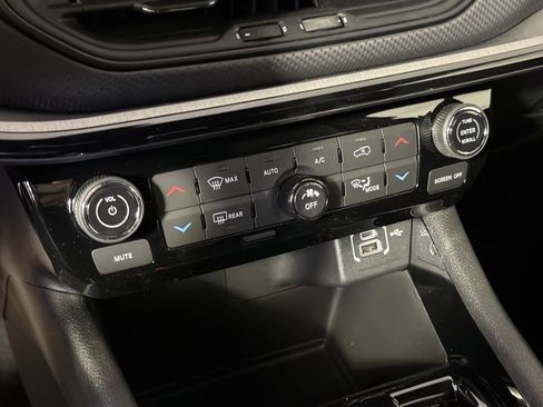 New 2026 Jeep Compass Trailhawk AWD/4WD image 24