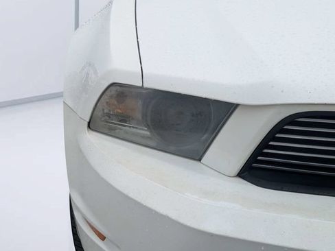 Used 2011 Ford Mustang GT Premium w/ Electronics Pkg RWD image 9