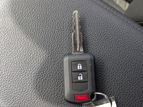 Used 2025 Mitsubishi Outlander Sport ES AWD/4WD image 30