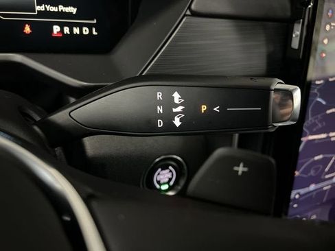 New 2026 GMC Acadia Elevation image 16