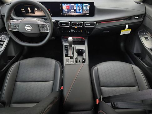 New 2026 Nissan Sentra SR w/ SR Premium Package image 15