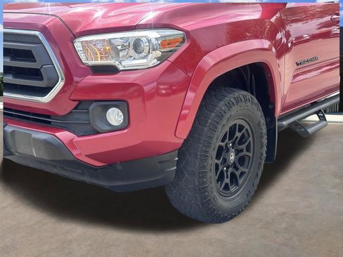 Used 2020 Toyota Tacoma SR5 image 9