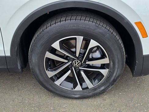 Used 2023 Volkswagen Tiguan S w/ Driver Assistance Package FWD image 9