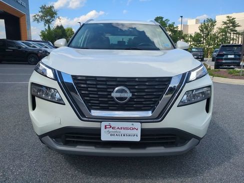 Used 2023 Nissan Rogue SV w/ SV Premium B Package AWD/4WD image 9