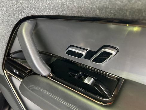 Used 2024 Land Rover Range Rover Sport Dynamic SE image 28