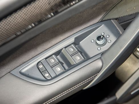 Used 2022 Audi SQ5 Prestige image 25