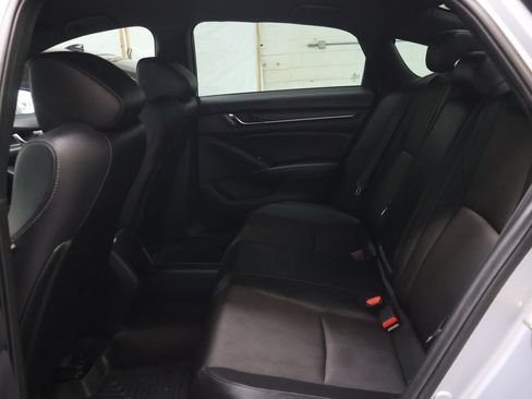 Used 2020 Honda Accord Sport image 15