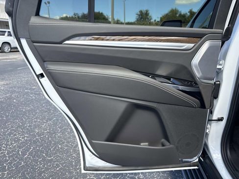 New 2026 Cadillac Escalade Platinum Luxury w/ LPO, Floor Liner Package image 13