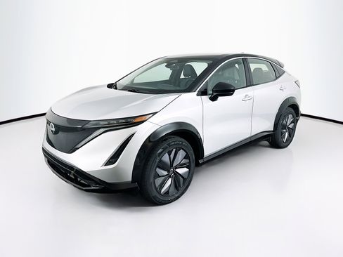 Used 2023 Nissan Ariya FWD image 3