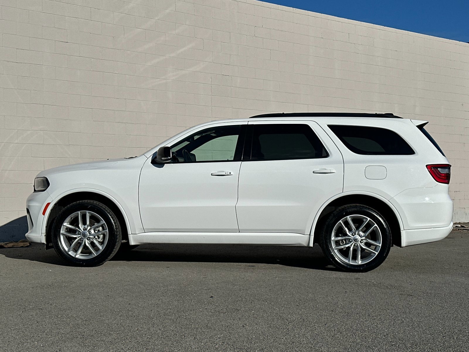 Used 2024 Dodge Durango GT AWD/4WD image 6