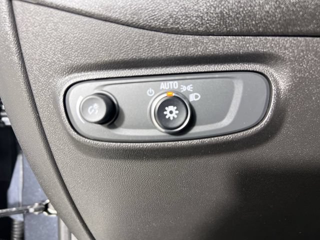 Certified 2023 Chevrolet Equinox LT FWD image 18