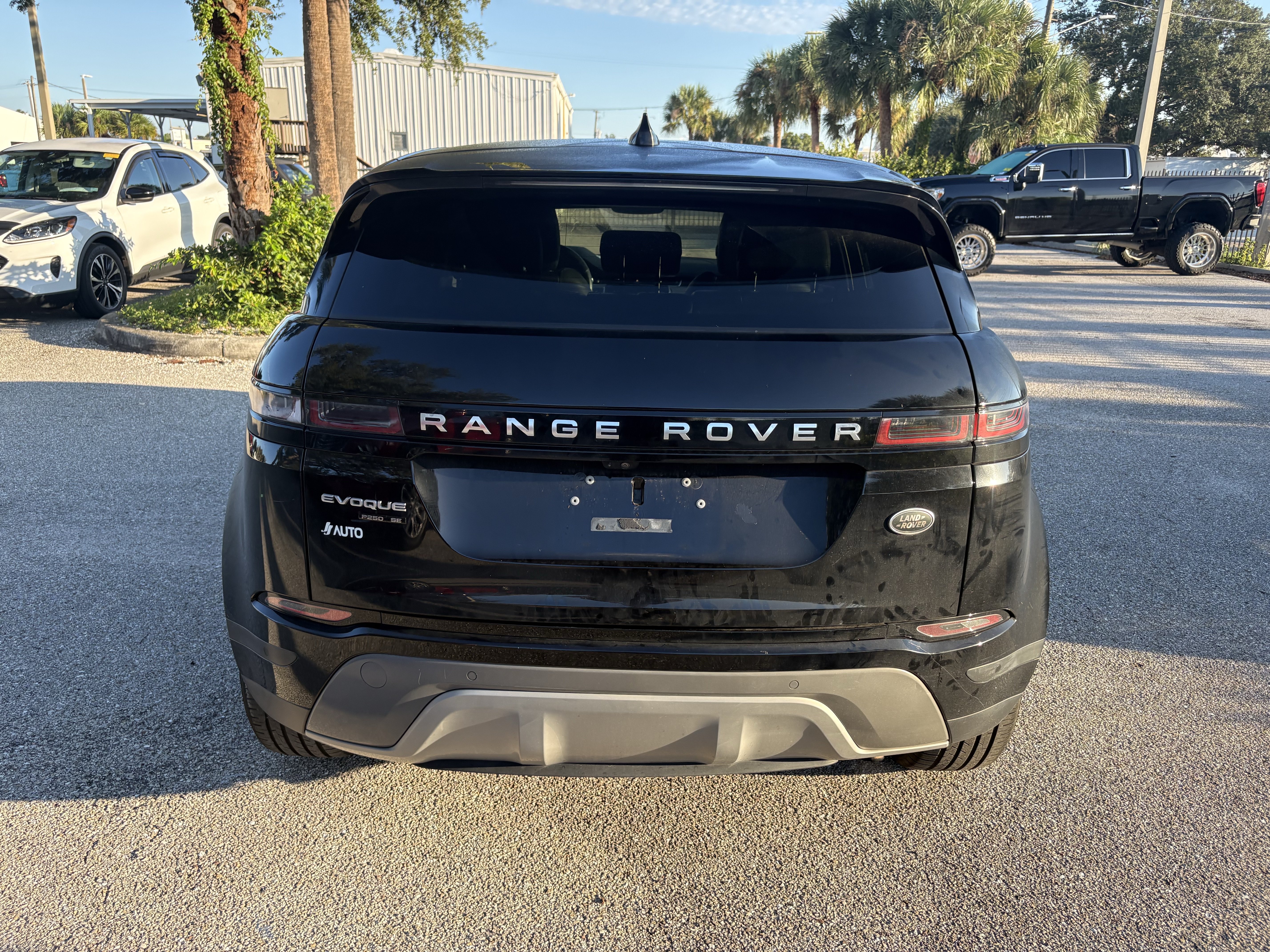 Used 2020 Land Rover Range Rover Evoque SE AWD/4WD image 8