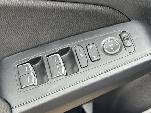 Used 2025 Honda Civic Sport image 13